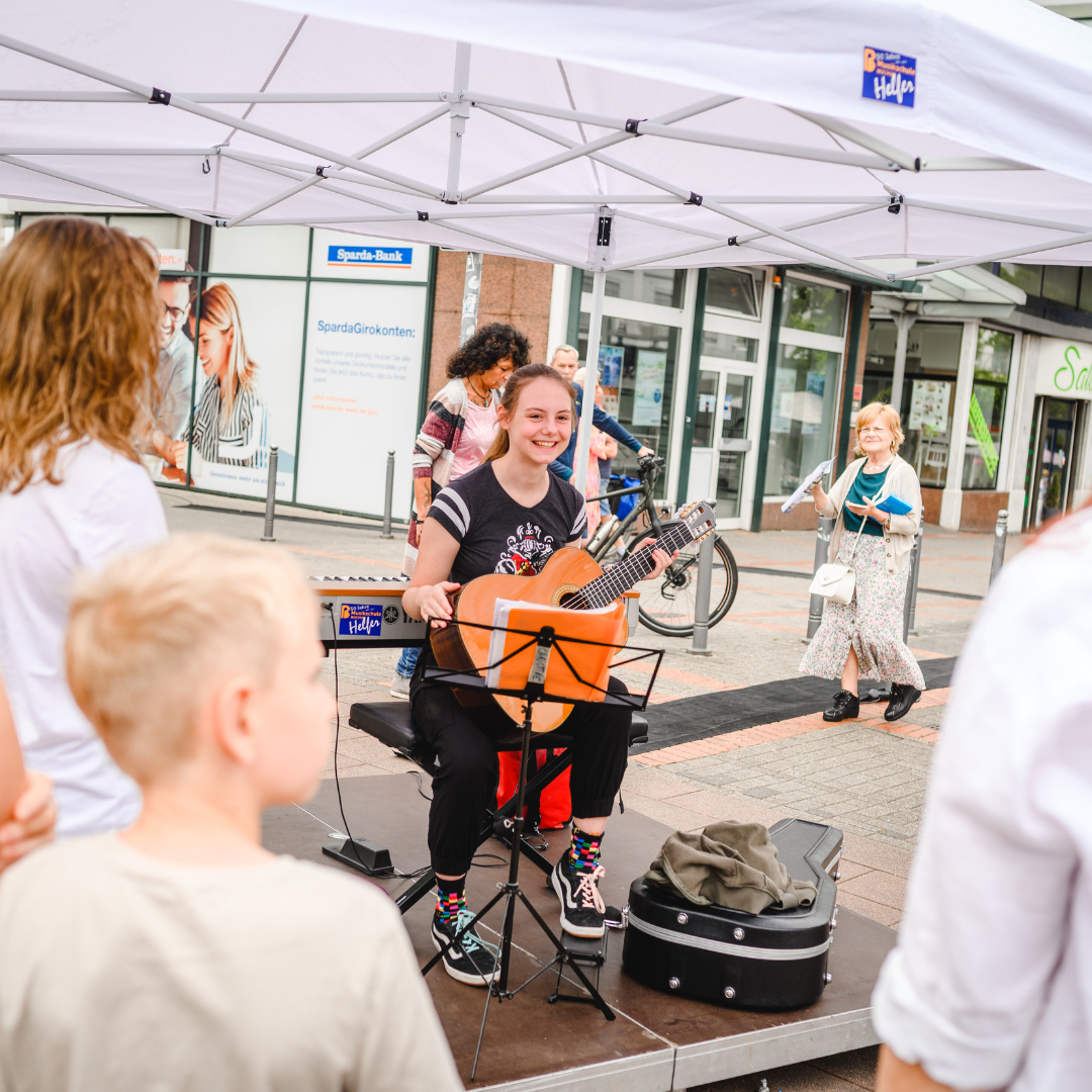 Präsentation des Trittsteines Huestraße Höhe Volksbank